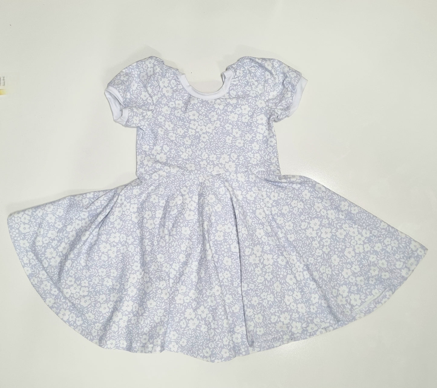 Floral Swing Dress with White Binding - size 6