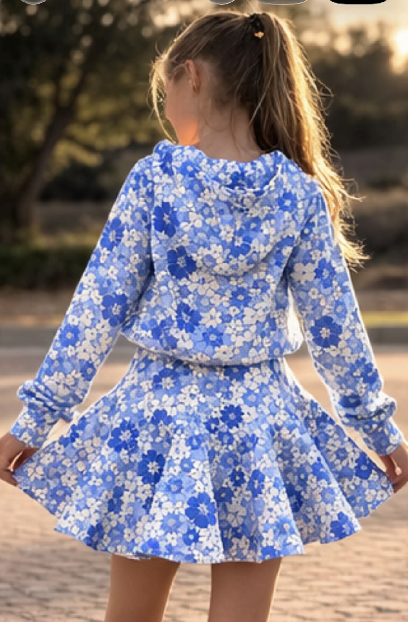 *Blue retro floral