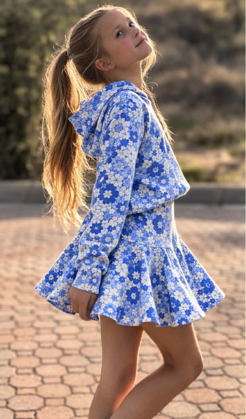 *Blue retro floral
